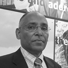 Eskinder Negash，2016-2017 Weissberg椅子