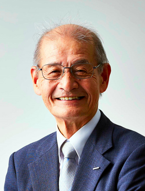 吉野彰，日本明治大学科学技术研究生院教授。