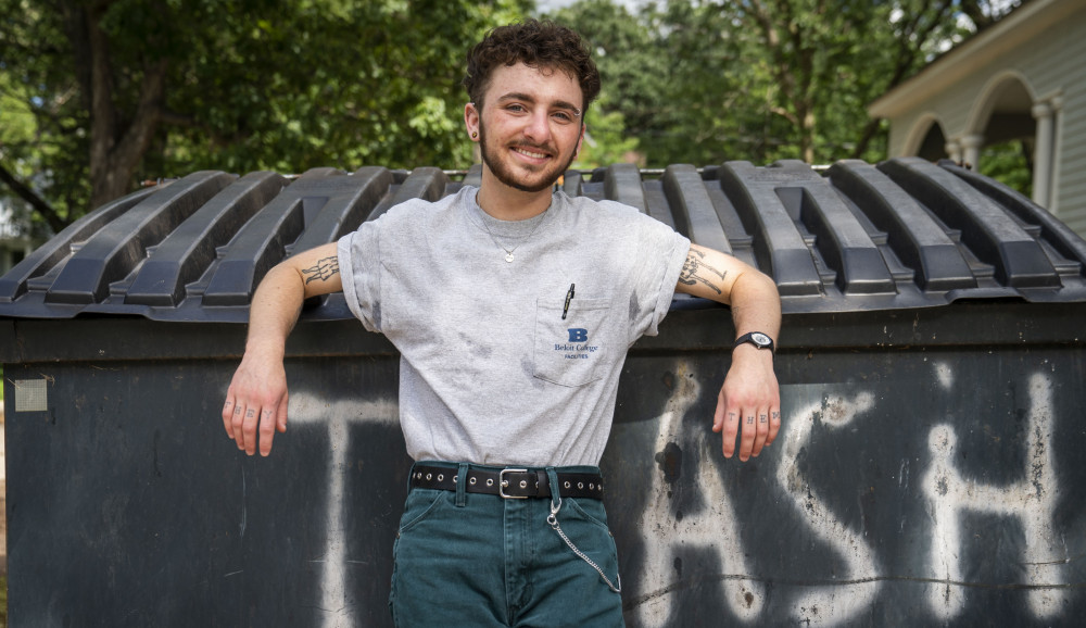 辛迪·克拉克?23启动了“维持贝洛伊特”项目，让可回收物品远离垃圾填埋场。