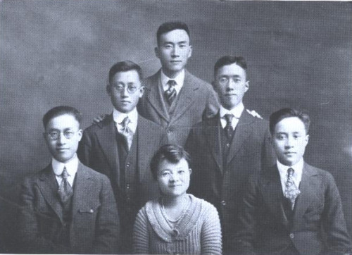Beloit的第一家中国俱乐部是由1919年学生组成的。